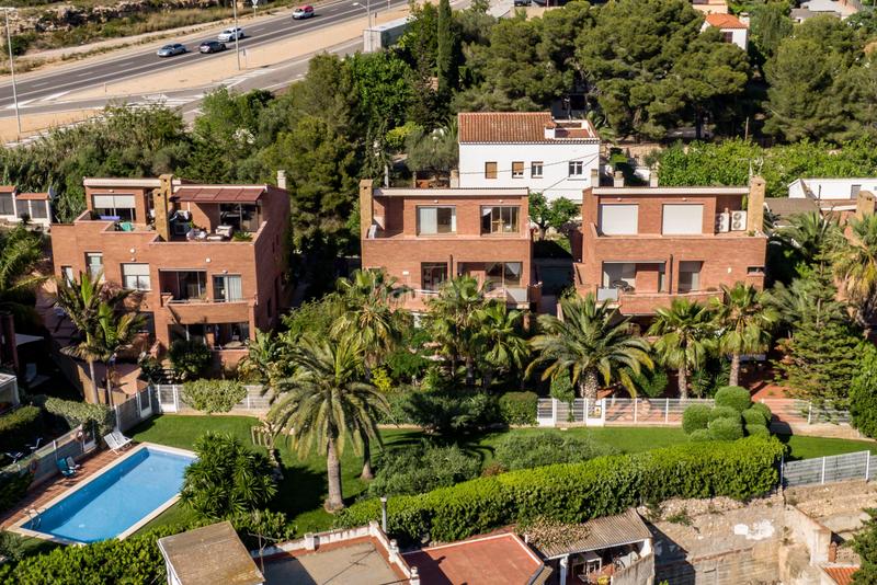 Foto ff8c2c65-662d-4f8b-a16b-373c211cef3c. Chalet  unifamiliar en l´arrabassada, en Llevant Tarragona