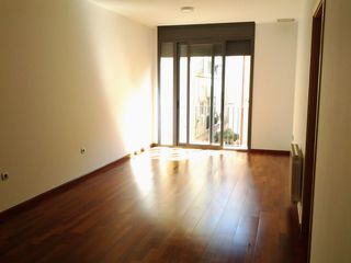 Location Appartement  Carrer del governador gonzález. Piso en zona mercado, a 100 metros rambla nova, tarragona