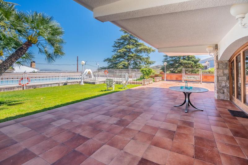 Foto 35699ae7-fec2-4001-a9f8-f4bceee6699e. Chalet mit heizung parking pool in Cumbres de Calicanto Torrent