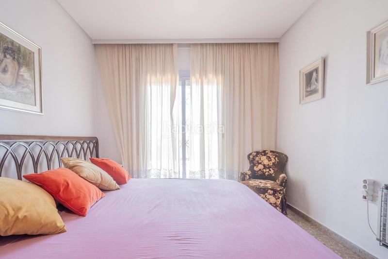 Foto 378fceb4-d482-4623-bd18-eb36550db3f7. Chalet mit heizung parking pool in Cumbres de Calicanto Torrent