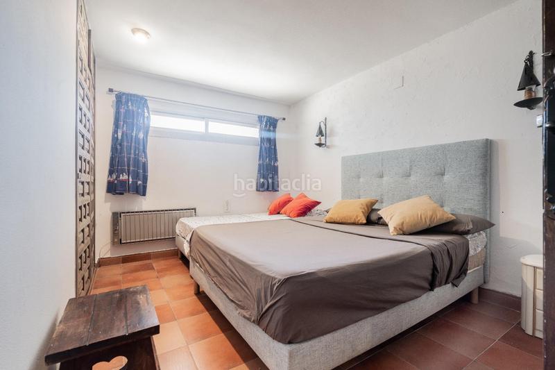 Foto 83d73ec4-2bba-4a4f-9d61-e22912f34c05. Chalet mit heizung parking pool in Cumbres de Calicanto Torrent