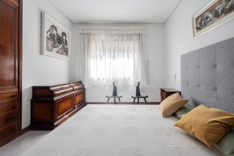 Foto 8ddb14d4-d592-412a-a310-b63a0b63f0f8. Chalet mit heizung parking pool in Cumbres de Calicanto Torrent