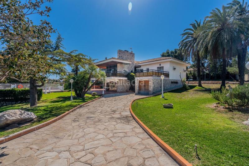 Foto 9fdb14ed-99b8-47af-924d-22083efe668b. Chalet mit heizung parking pool in Cumbres de Calicanto Torrent