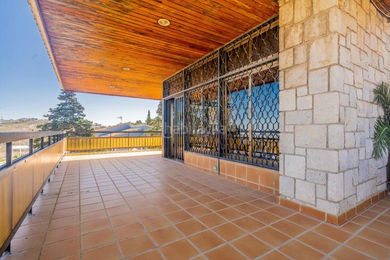 Foto c634bccc-8c27-4831-b3cc-56b146131ee6. Chalet mit heizung parking pool in Cumbres de Calicanto Torrent