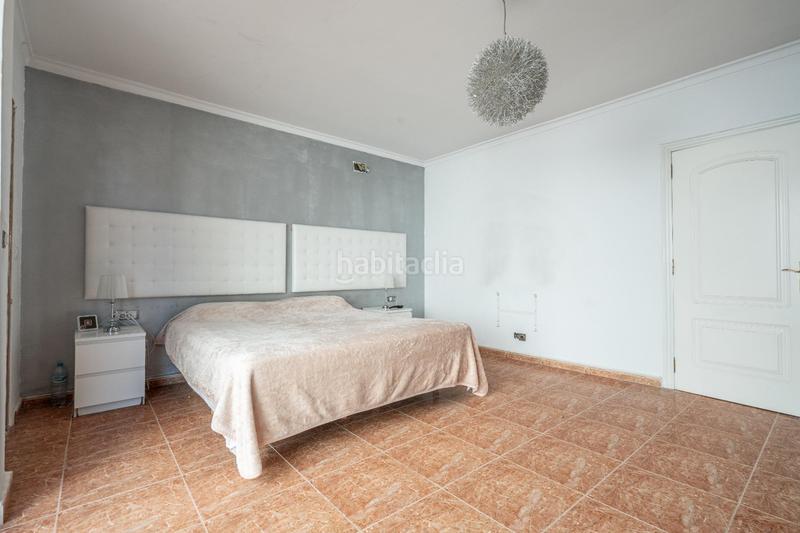 Foto c02cd381-dbc4-454e-aea6-efeb221999b3. Haus mit parking pool in Natzaret Valencia