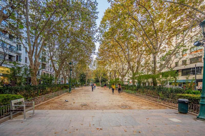 Foto e3e70d3a-bbea-4304-b5db-e33f36c8ed64. Piso magnífico piso en la gran vía marqués del turia en Valencia