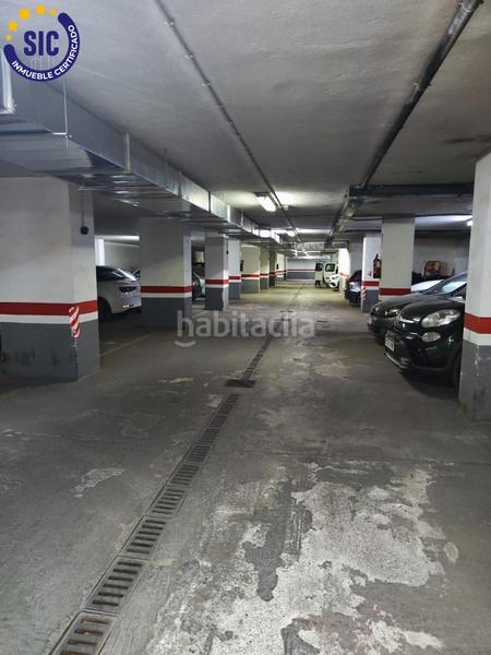 Foto a7881237-7b00-4648-8c5b-ae07855b43ad. Aparcament cotxe a El Botànic Valencia