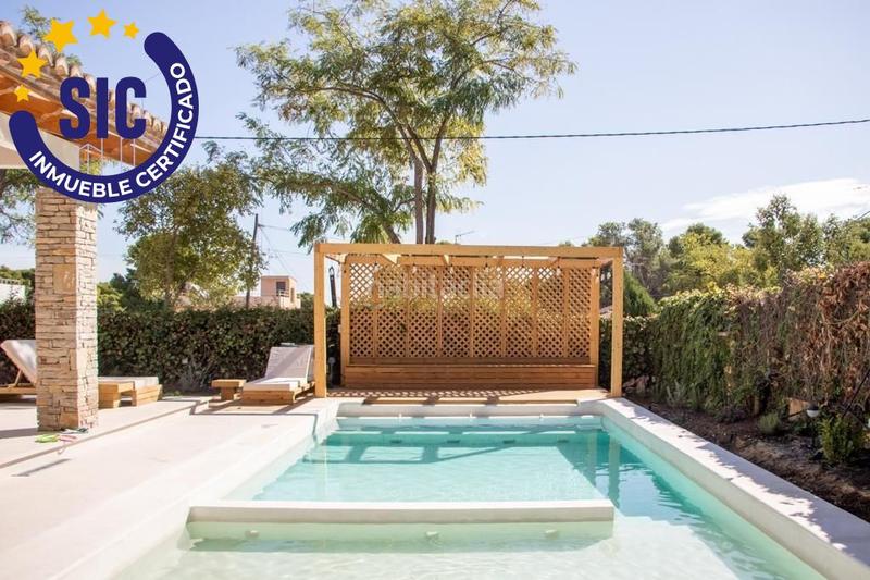 Foto 45d3c501-52de-436b-b085-0ae96a549f95. Chalet con riscaldamento parcheggio piscina in La Cañada Paterna
