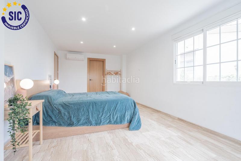 Foto 9f7376e5-3f42-4331-9fea-0e889814fc5f. Chalet con riscaldamento parcheggio piscina in La Cañada Paterna