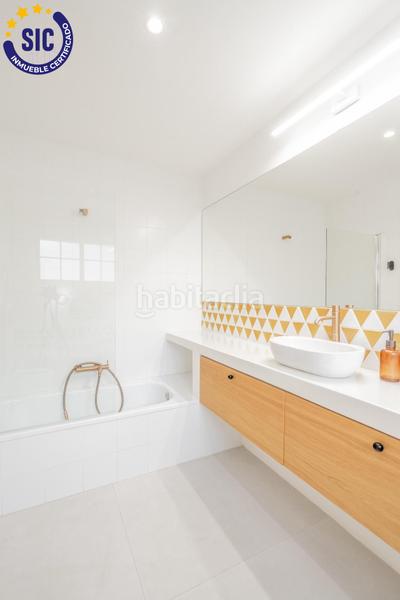 Foto c26712ac-429a-4ab4-bbb8-c194baf39763. Chalet con riscaldamento parcheggio piscina in La Cañada Paterna