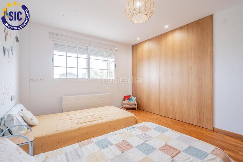 Foto f02dd9ee-a3fc-4022-b612-5ea3fbaea5df. Chalet con riscaldamento parcheggio piscina in La Cañada Paterna