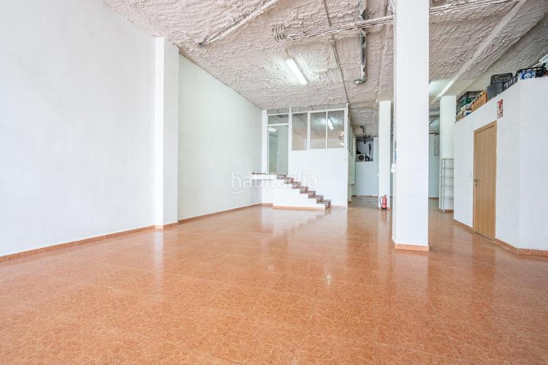 Foto 440ed54a-be93-4aa0-8ba5-d365417977d7. Local comercial a Benimàmet Valencia