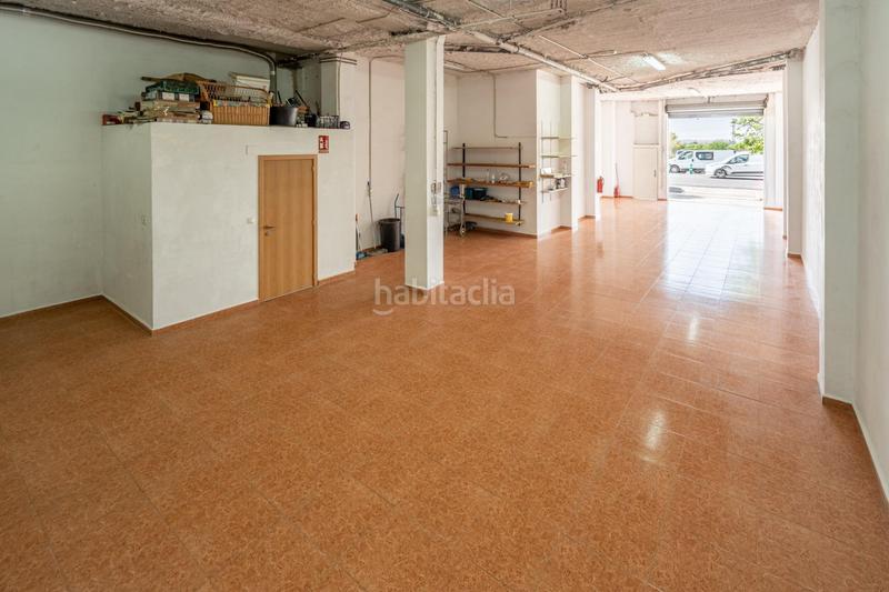 Foto 7daf30b5-2241-4441-8655-e827c6b83df8. Local comercial a Benimàmet Valencia