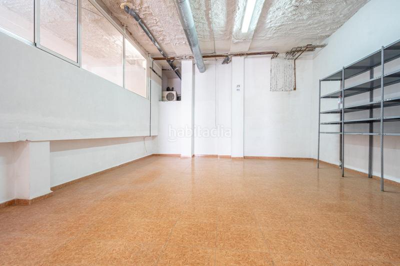 Foto 90a626d0-619b-4f80-8a4a-8f9b42b2cc08. Local comercial a Benimàmet Valencia