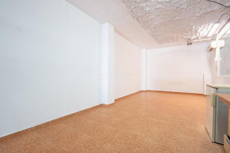 Foto edab78d9-30ea-4e23-bb70-c7c94ac35d23. Local comercial a Benimàmet Valencia