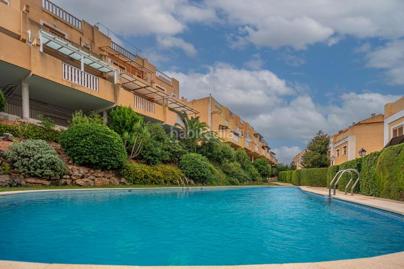 Foto 0d591acc-393d-4cb8-8b45-87f7bf6de203. Casa adosada exclusivo adosado en una exclusiva ubicación. urbanización El Bosque junto al campo de golf. en Chiva