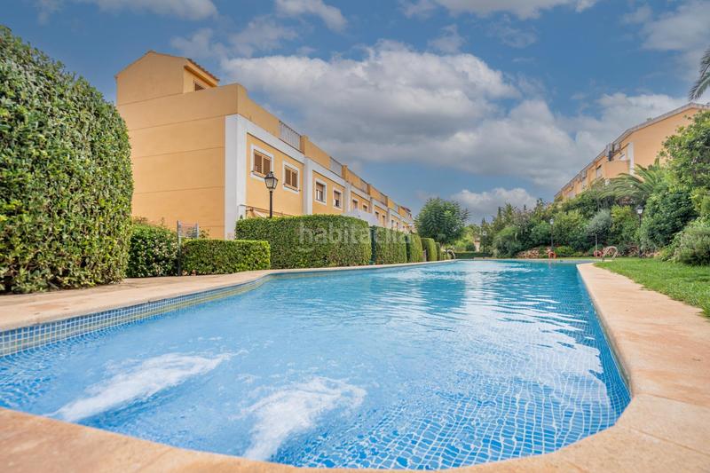 Foto 72af5469-5b45-4659-b2bc-9bd8b8c2fb61. Casa adosada exclusivo adosado en una exclusiva ubicación. urbanización El Bosque junto al campo de golf. en Chiva