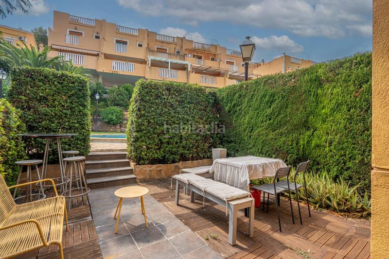 Foto bccdd697-3a72-4f3c-ae76-e8aa43b2f3ad. Casa adosada exclusivo adosado en una exclusiva ubicación. urbanización El Bosque junto al campo de golf. en Chiva