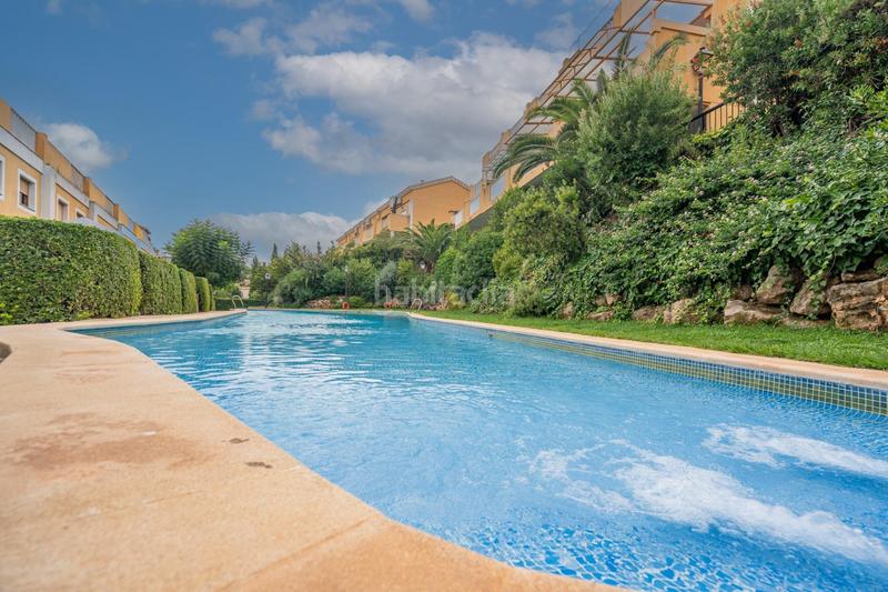 Foto d4c9d2ff-c17d-4ff5-aa01-532743318df5. Casa adosada exclusivo adosado en una exclusiva ubicación. urbanización El Bosque junto al campo de golf. en Chiva