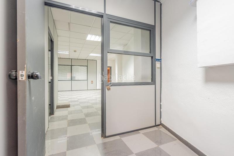Foto ba4d28d4-cc33-4ca3-8caf-20a8611be1ab. Locale commerciale in Centro Xirivella