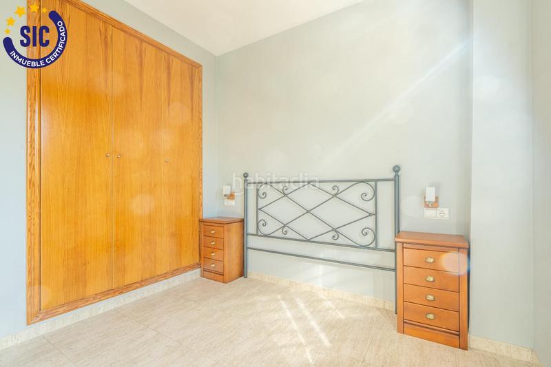 Foto 55d63e0a-8bd5-4346-938f-dfcc7de89f76. Chalet con riscaldamento parcheggio piscina in Riba - roja de Túria