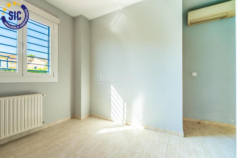 Foto 5b065a8f-08dd-42e6-8144-bfdb9edee05e. Chalet con riscaldamento parcheggio piscina in Riba - roja de Túria