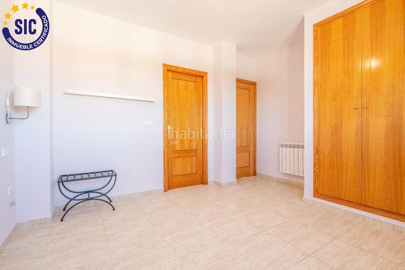 Foto 9ecbe620-25dd-49d3-a756-5ff200636115. Chalet con riscaldamento parcheggio piscina in Riba - roja de Túria