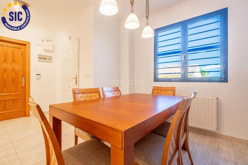 Foto a216de51-7aaa-4582-9260-3e1291ba2f28. Chalet con riscaldamento parcheggio piscina in Riba - roja de Túria