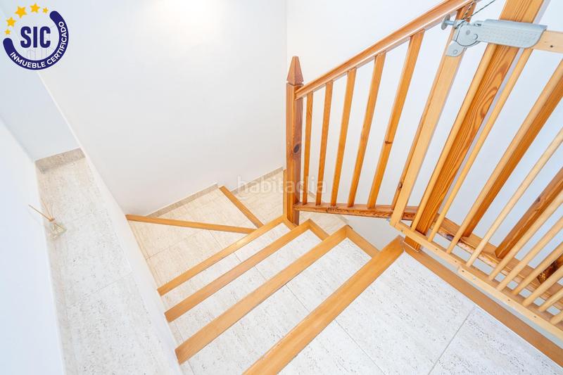 Foto cf555167-15a2-421b-ba93-2fb4acb668ae. Chalet con riscaldamento parcheggio piscina in Riba - roja de Túria