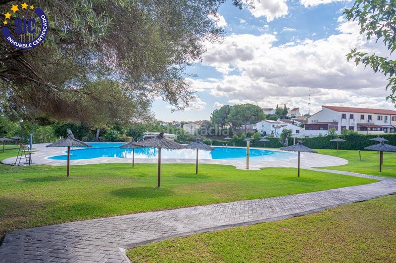 Foto e744d7dd-f6f1-49a8-9ba9-dae6ca598e58. Chalet con riscaldamento parcheggio piscina in Riba - roja de Túria