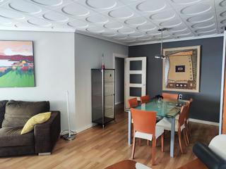 Rent Flat  Avenida dr waksman. Amplia vivienda en alquiler  avenida waksman valencia