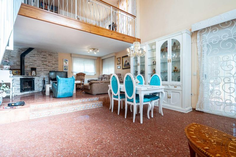 Foto 39a977b8-a7aa-449d-9dbb-775e9de5d3cb. Chalet con riscaldamento piscina in Polígono Mas del Jutge Torrent