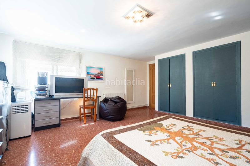 Foto 53705f92-942d-4bd5-8288-ddbf13f4fddb. Chalet con riscaldamento piscina in Polígono Mas del Jutge Torrent