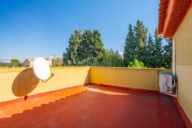 Foto 5f5ee8a8-ea24-4914-ba64-9ac56c425762. Chalet con riscaldamento piscina in Polígono Mas del Jutge Torrent