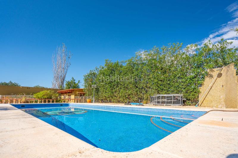 Foto 66096e59-4f19-4676-8cd1-7dd2ba5b8323. Chalet con riscaldamento piscina in Polígono Mas del Jutge Torrent