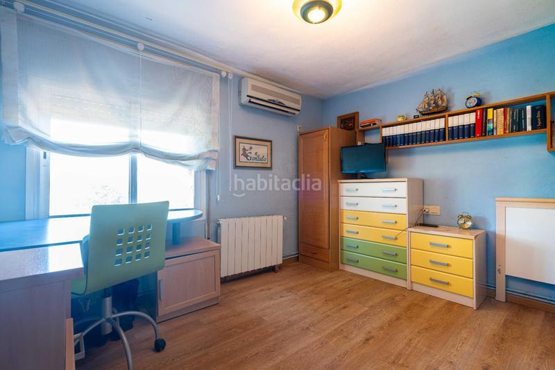 Foto 8ea8b326-a40c-4963-89cf-9a64ecf58585. Chalet con riscaldamento piscina in Polígono Mas del Jutge Torrent