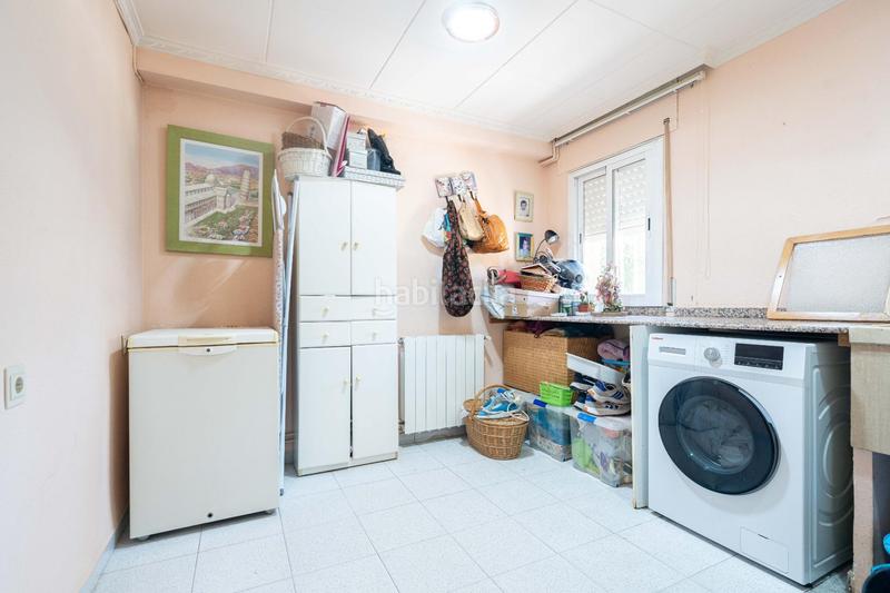 Foto ad18bcb3-6db2-4458-a79d-f63c9ace6c91. Chalet con riscaldamento piscina in Polígono Mas del Jutge Torrent