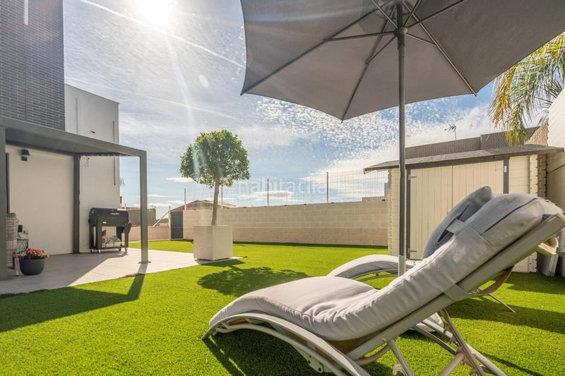 Foto 197c4e63-6782-4bf9-ac9c-1077d0f820dd. Maison jumelée avec chauffage parking piscine dans San Antonio de Benagéber