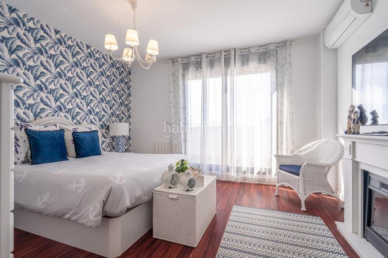 Foto 6851a690-b3b1-48cb-86e2-395fe298000d. Maison jumelée avec chauffage parking piscine dans San Antonio de Benagéber