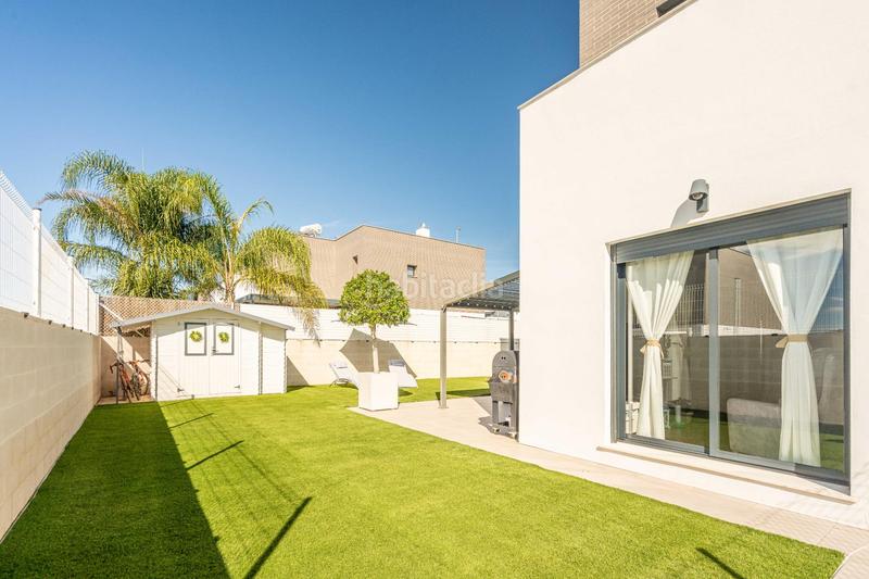 Foto cda3ba9b-8b56-4470-8d55-2990f70c1e12. Maison jumelée avec chauffage parking piscine dans San Antonio de Benagéber