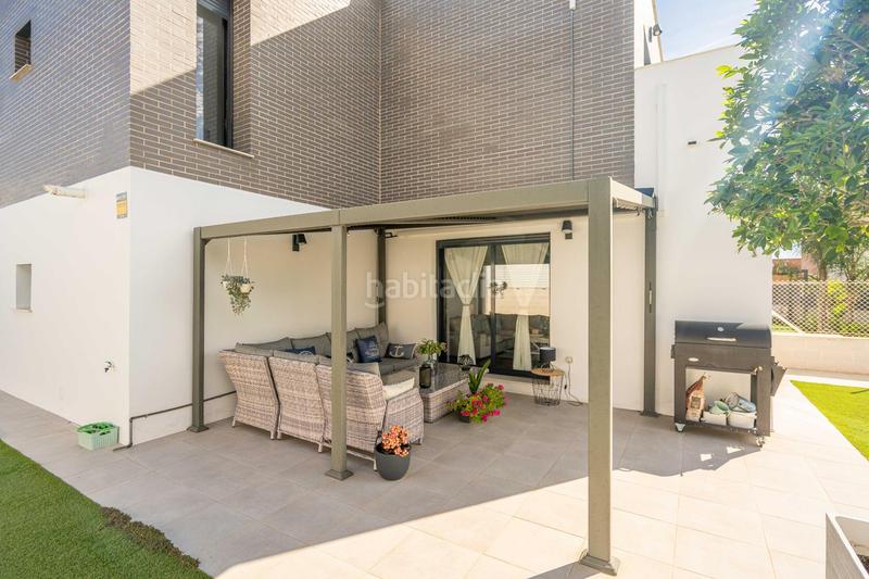 Foto d9e3bd74-3099-4a4d-941d-0b6a9ffa54b2. Maison jumelée avec chauffage parking piscine dans San Antonio de Benagéber