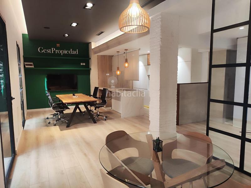 Foto ab281f09-650d-4d5a-b274-ac5d5f782ed1. Pas-de-porte local commercial dans Russafa Valencia