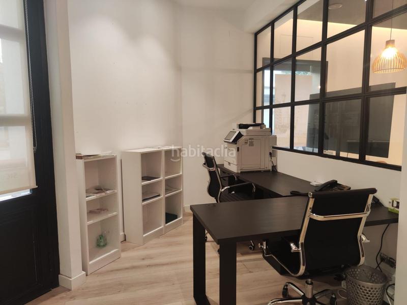 Foto fbff1042-5138-4864-ac31-630a8592f150. Pas-de-porte local commercial dans Russafa Valencia