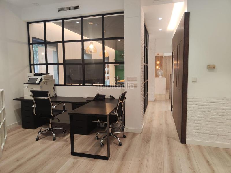 Foto 4c0b5f35-d07c-4651-bf86-34337acd8b05. Transfer business premise in Russafa Valencia