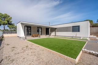 Xalet  Calle guillem sorolla, de. Chalet seminuevo, máximas calidades