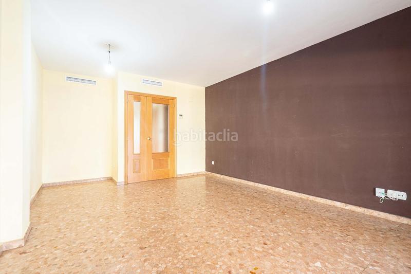 Foto 84792f4b-877b-4ef6-9d60-f5d16698852f. Etagenwohnung mit parking in Natzaret Valencia