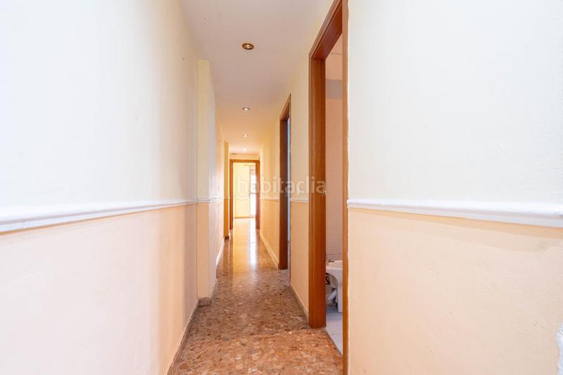 Foto 99177015-bf64-4ff0-bd13-9d4dae3a8064. Etagenwohnung mit parking in Natzaret Valencia