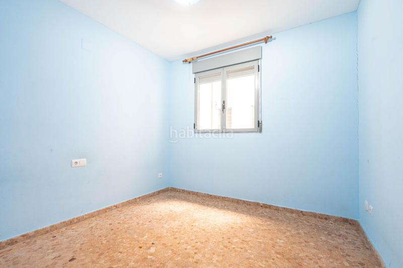 Foto d54fca5f-7eaa-462c-a5cb-2c2f91443384. Etagenwohnung mit parking in Natzaret Valencia