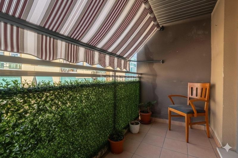 Foto daf80961-2bf3-435f-a593-e828e8aac622. Etagenwohnung mit parking in Natzaret Valencia