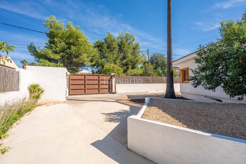 Foto 1e45a0f1-08c8-4fcd-b3a9-059b49f14455. Chalet con riscaldamento parcheggio piscina in La Cañada Paterna